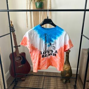 “Life’s a beach” crop